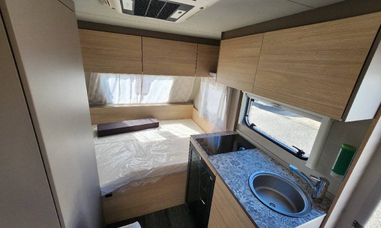 weinsberg-caracito390qd-caravanbacci