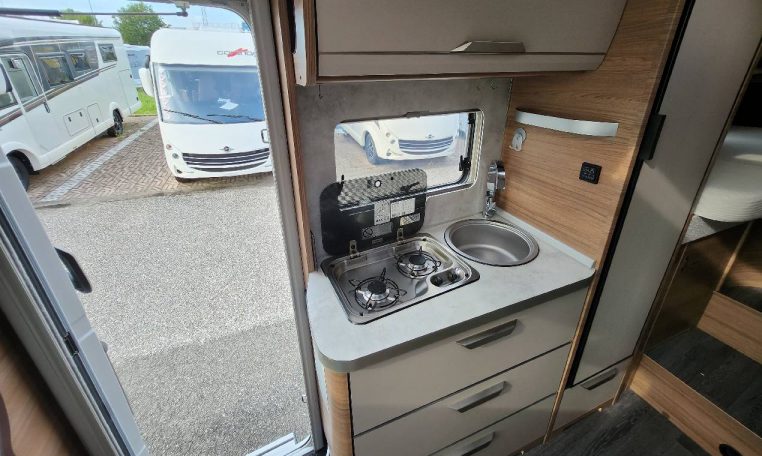 knaus-vansationti650meg-caravanbacci