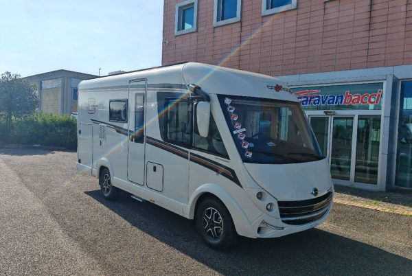 carthago-compactline138db-caravanbacci