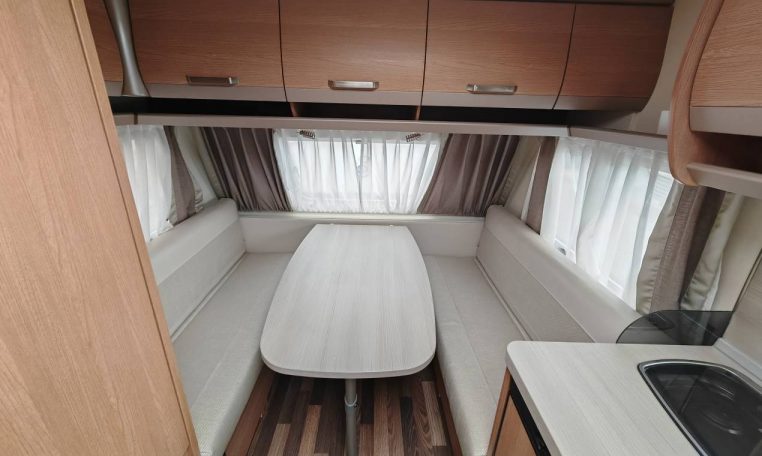 knaus-sport400lk-caravanbacci