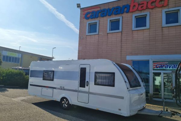 adria-adora613ut-caravanbacci