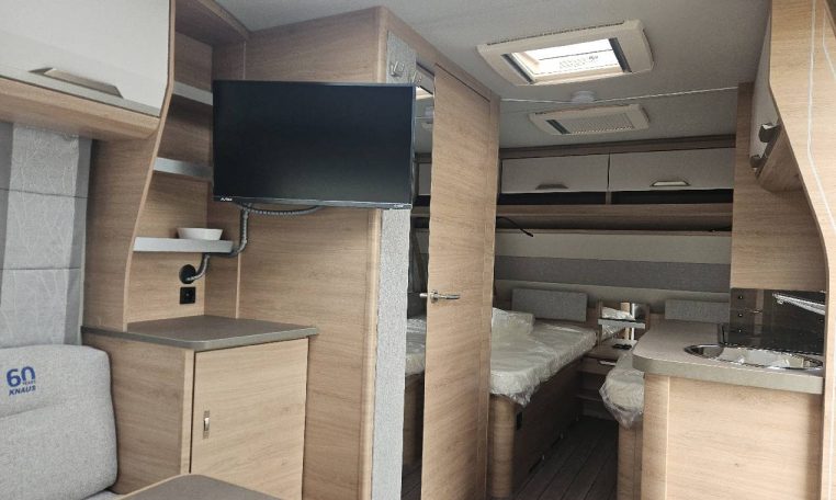 knaus-sudwind460eu-caravanbacci