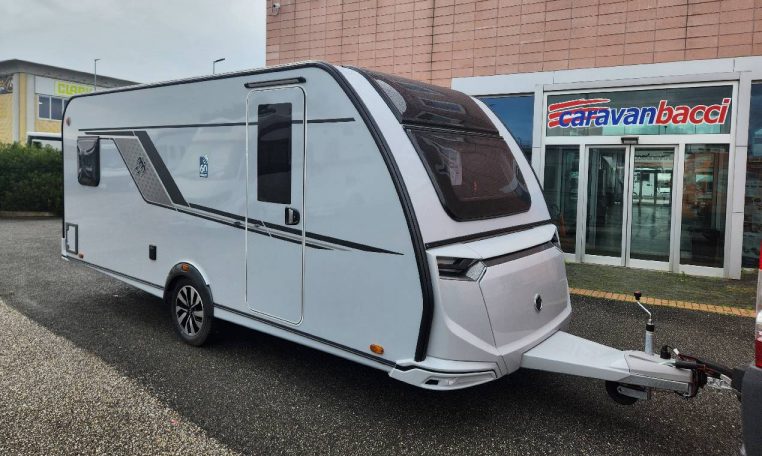 knaus-sudwind500pf-caravanbacci