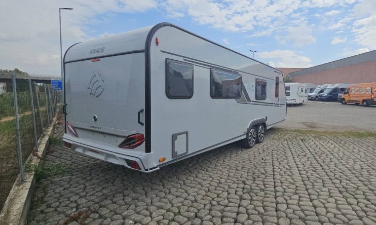 knaus-sudwind650pxb-caravanbacci