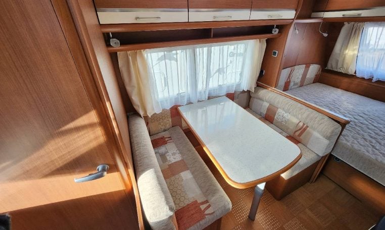 caravelair-venicia420-caravanbacci