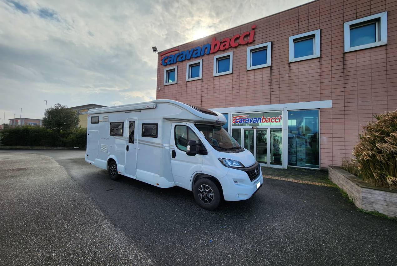 ci-horon98xt-caravanbacci