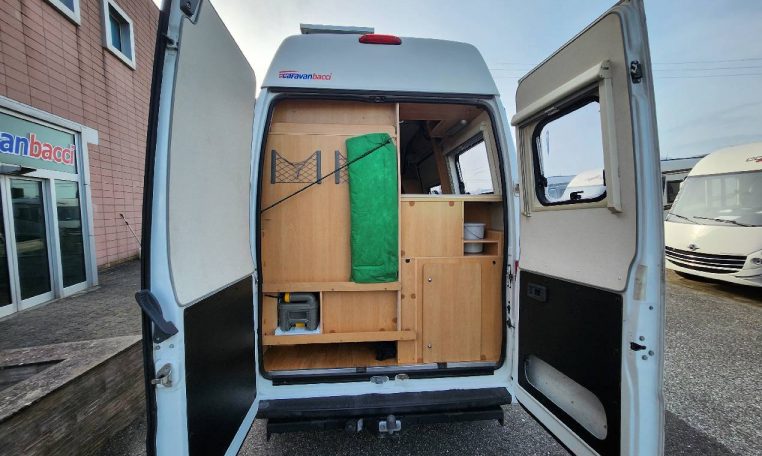 adria-space-caravanbacci